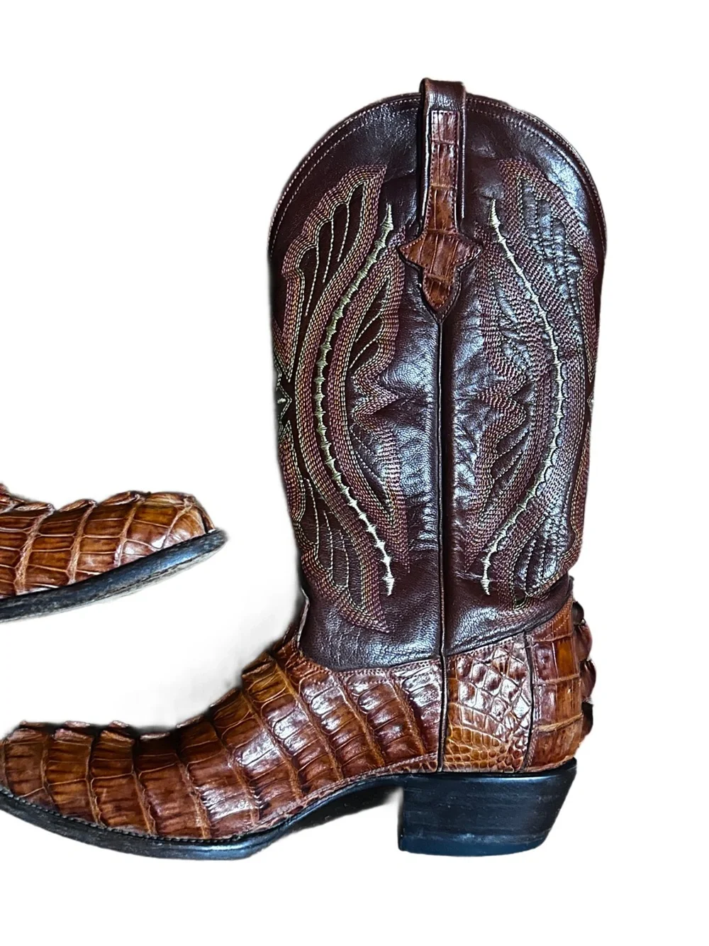 Ferrini ~ Vintage ~ Men’s 9 1/2 ~ Brown & Beige ~ Caiman Crocodile Leather Boots